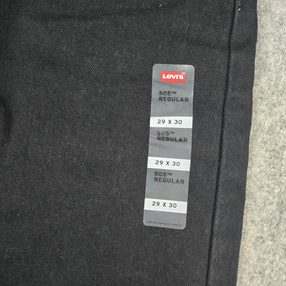 Levi's 505 Jeans Mens 29x30 Black Regular Fit Straight Leg Denim Outdoors NEW